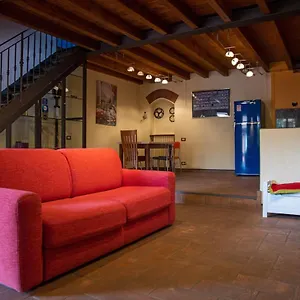 Casa Dolce Casa Alzaia Grande , Milan Italy